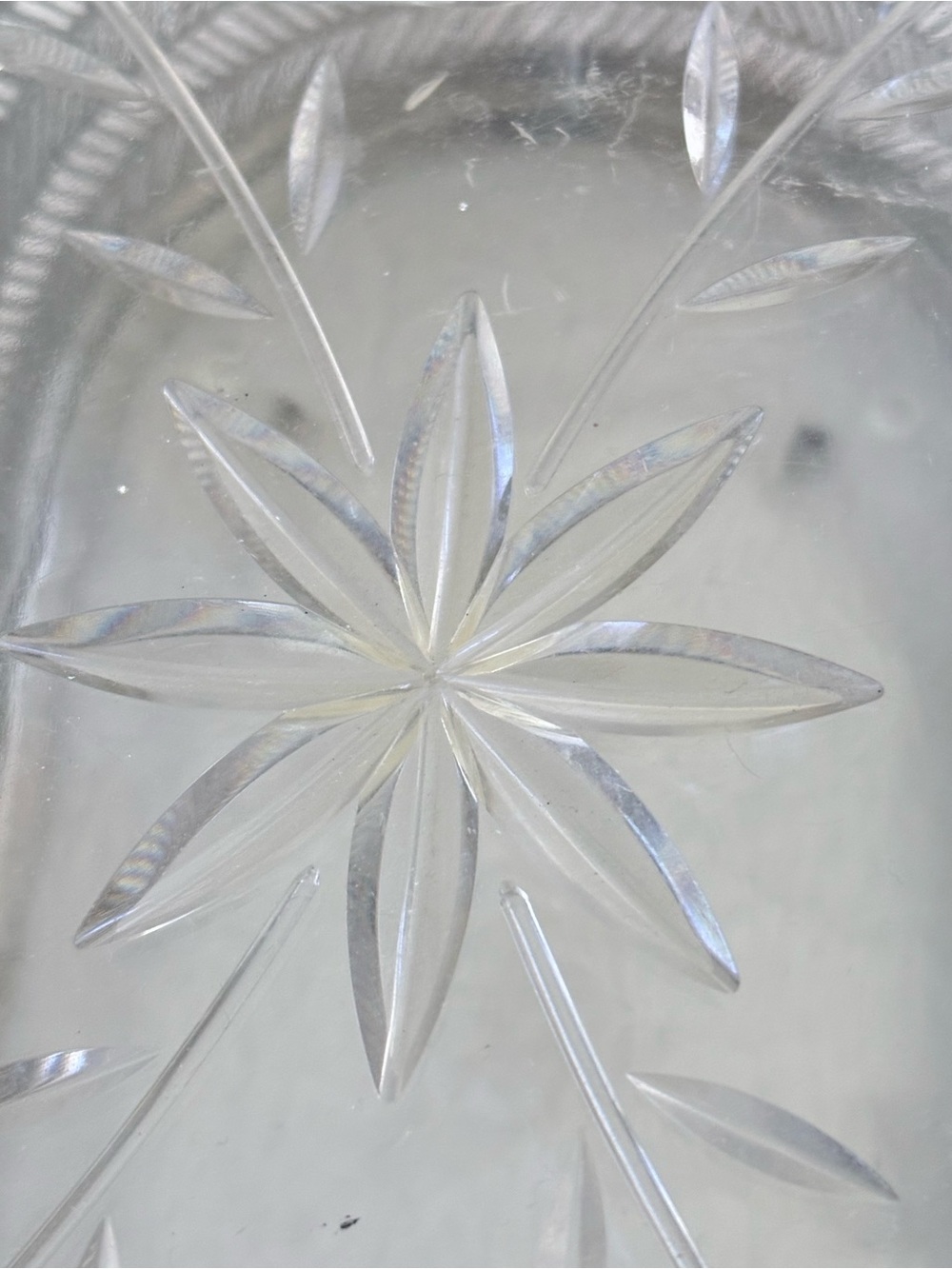 VINTAGE➕Lucite Starburst MW Handbag - Picture 3 of 11